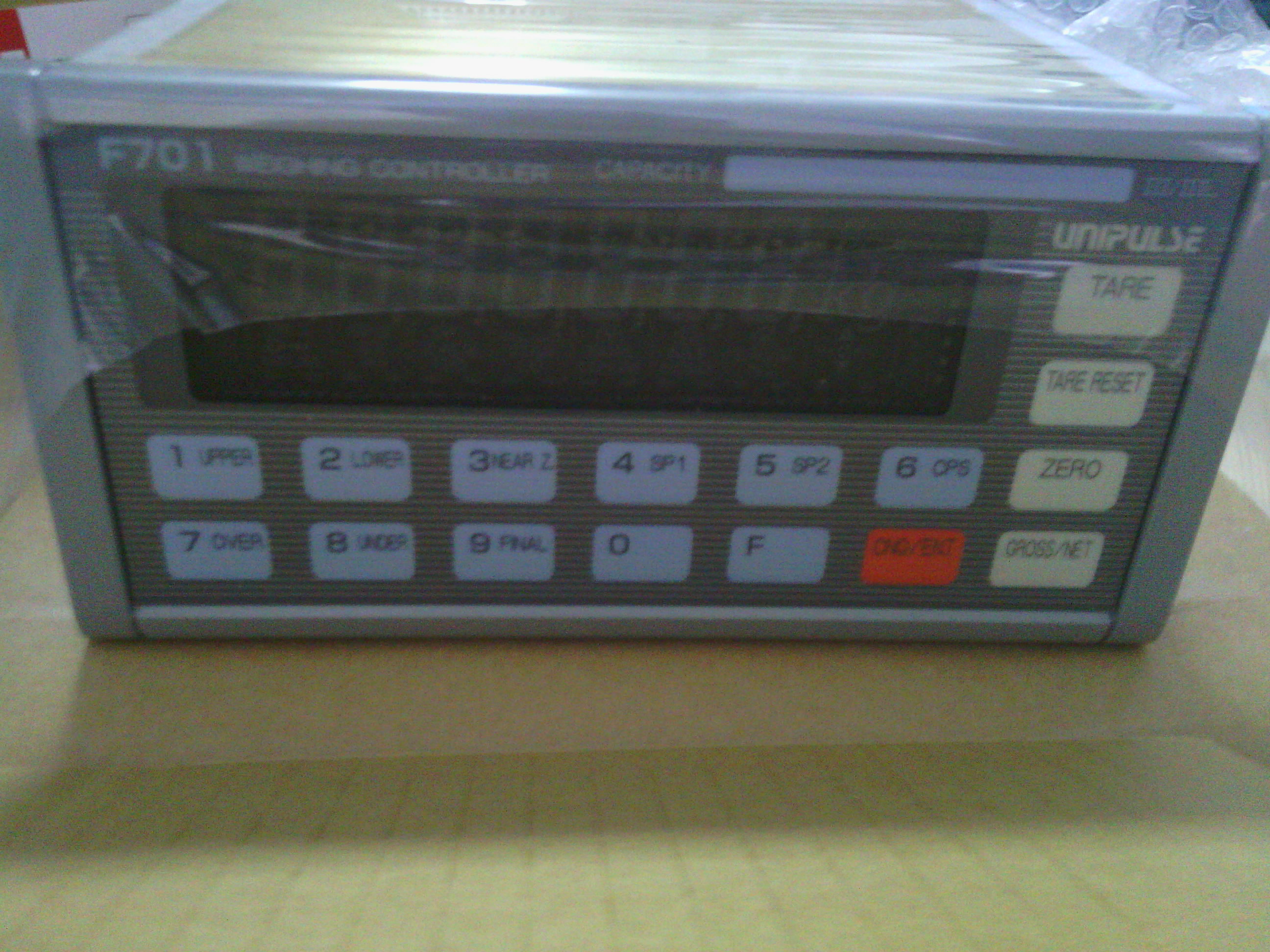 UNIPULSE F701稱重顯示控制儀表